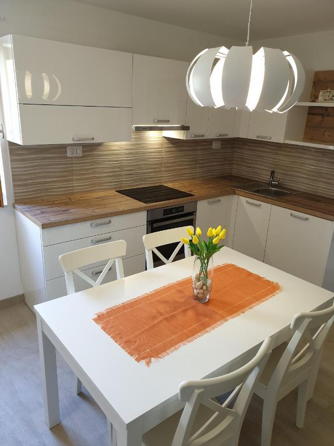 Apartments Stella Apsyrtides Osor Luaran gambar