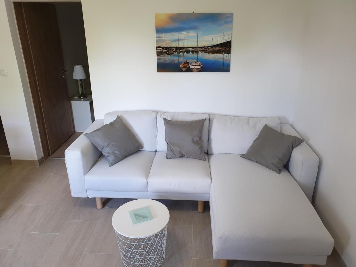Apartments Stella Apsyrtides Osor Luaran gambar